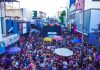 Madureira, bairro tradicional da Zona Norte, berço do samba, recebeu neste domingo a 19ª Parada LGBTI+ de Madureira que levou uma multidão para ruas do bairro…