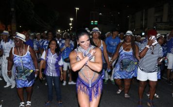 Alice Alves musa da Portela se joga no samba usando look sensual