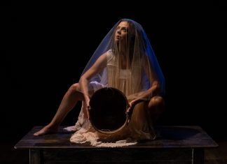 Com dramaturgia e atuação de Suzana Nascimento, “Em Nome da Mãe” faz única apresentação em 20 de abril, no Sesc Madureira