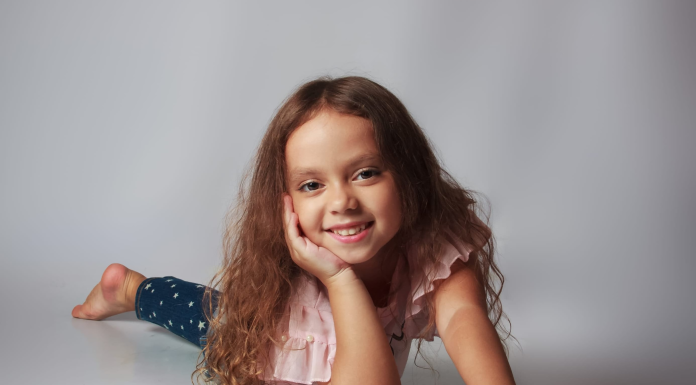 MAITÊ PAGE, ATRIZ MIRIM DE 7 ANOS E MORADORA DE MADUREIRA, ESTÁ CONFIRMADA NO ELENCO DA NOVA SÉRIE DA GLOBOPLAY, “JUNTAS & SEPARADAS”. www.portalmadureira.com / imagem: pessoal/divulgação