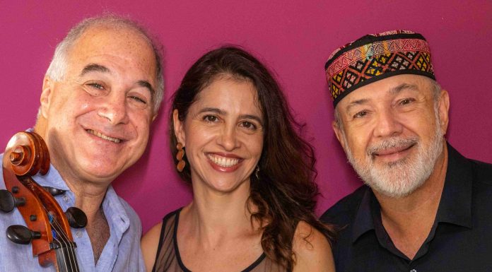 “Lundu Brasileiro” resgata a gênese da música brasileira, no Sesc Tijuca, terça-feira, dia 6 de Maio de 2025 Ricardo Santoro, Jose-Staneck, Marina Spoladore / Imagem: Barbara Lopes