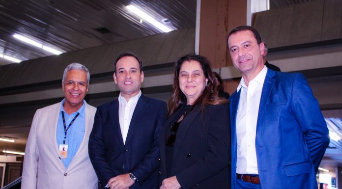 Ex-Prefeito e Prefeito atual participam de evento da BGA RJ e destacam avanços de Miguel Pereira como referência no Estado do Rio de Janeiro Everaldo do Nascimento (Presidente da BGARJ), André Portugues (Ex-prefeito de Miguel Pereira), Ana Cristina Carvalho (Presidente da Câmara África América & Caribe e Pedro Paulo Quinzinho (Atual Prefeito de Miguel Pereira). www.portalmadureira.com / Imagem: Roque Carvalho